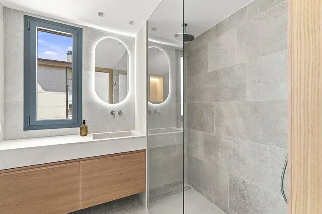 Duplex penthouse with rooftop pool for sale in Playa de Palma, Mallorca — photo 11