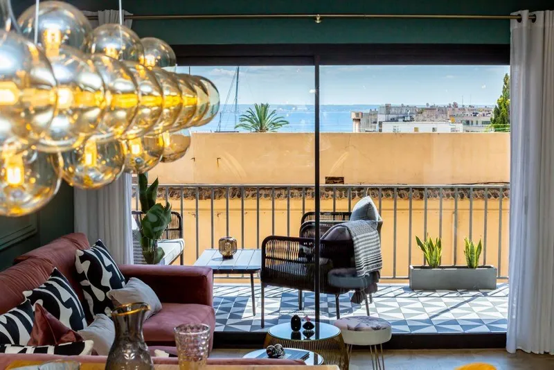 Cozy apartment with sea views in El Terreno — photo 1