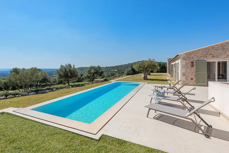Newly built country property for sale in Sant Llorenc des Cardassar with sunny terraces and mountain view — photo 2