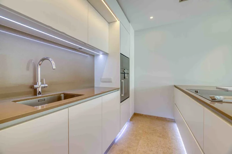 Modern villa with private pool in luxury residence in Port d'Andratx — photo 4