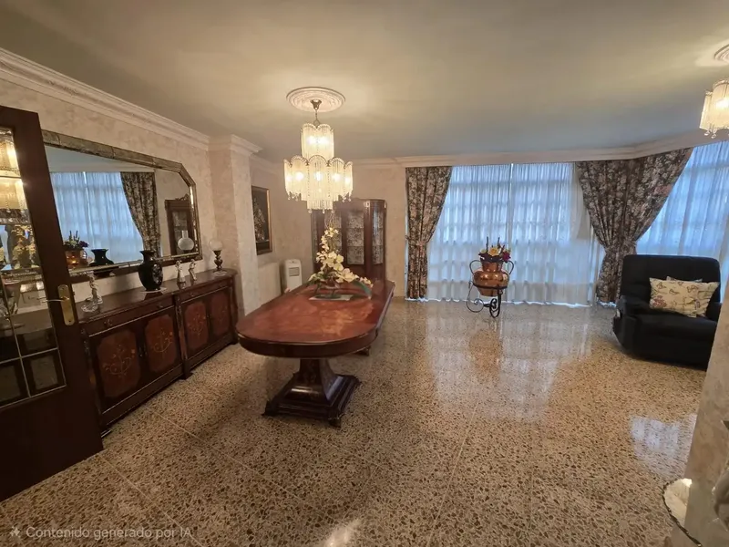 Located in the heart of Palma, in the Bons Aires area, this spacious and bright apartment is an excellent opportunity for those looking for a home — photo 9