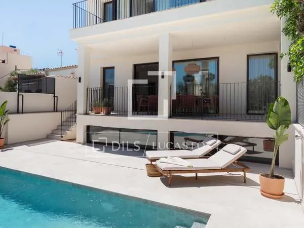 279m² house / villa with 46m² terrace for sale in Genova, Palma — photo 4