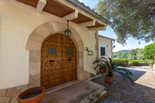 Establiments, lovely Majorcan style country house with excellent views, privacy and pool — photo 4