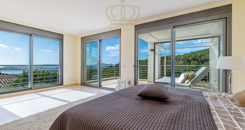 Villa with fantastic sea views in Costa d'en Blanes, Mallorca — photo 9