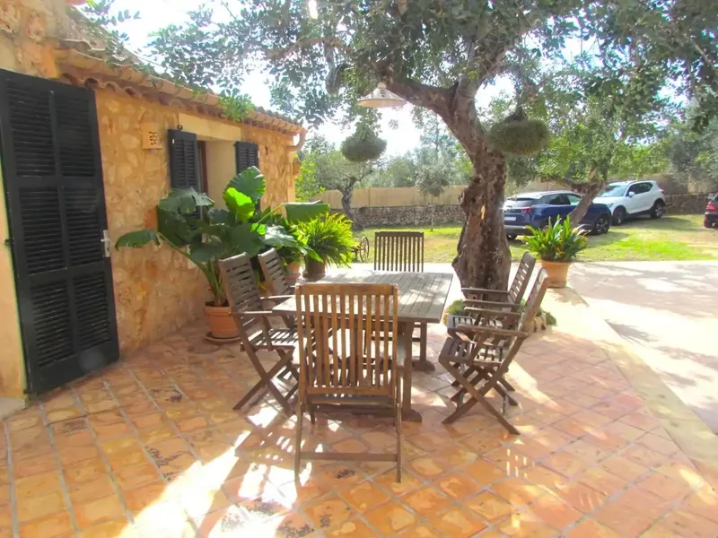 Spectacular rustic finca with garden, pool, barbecue and parking in Santa Eugenia for long-term and temporary rental. — photo 10