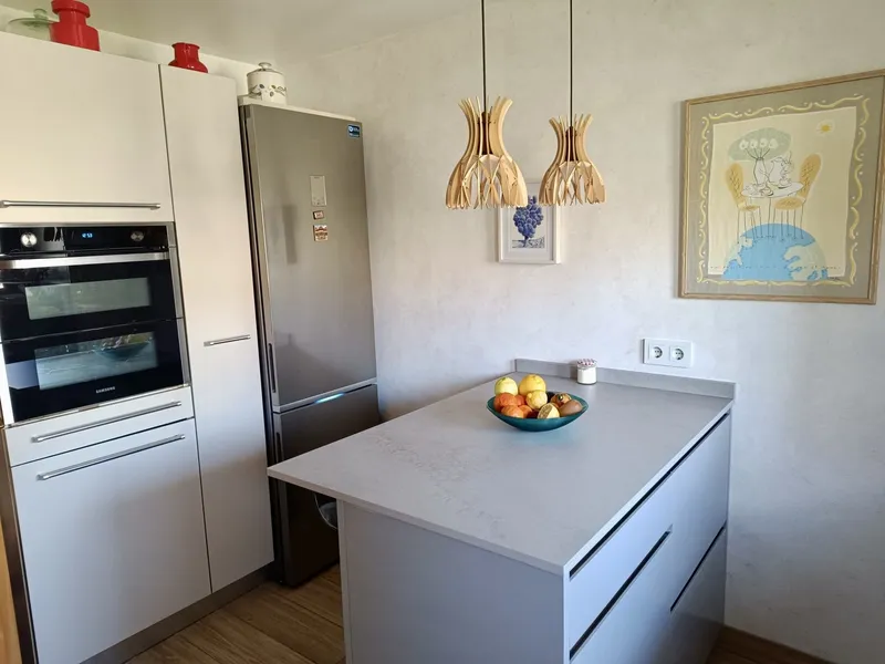Sea view penthouse in Cas Catala with direct beach access — photo 4