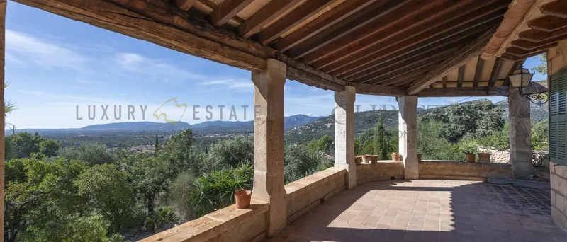 Rustic finca in Bunyola with guest house and spectacular views with lots of potential — photo 3
