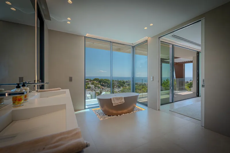 Luxury Villa for Sale in Costa d'en Blanes with Breathtaking Sea Views — photo 8