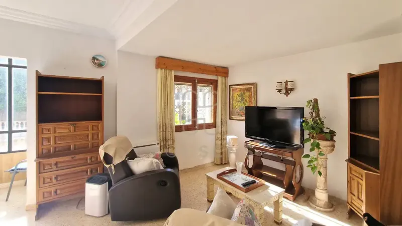 Chalet to Renovate in Establiments — photo 7