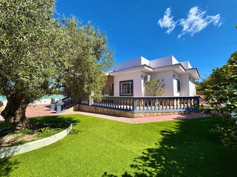 Villa for sale in Les Palmeres, Llucmajor, Mallorca — photo 8
