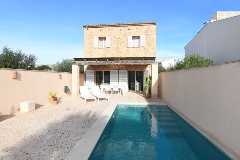 Cozy and sunny town house just minutes from the centre of Santanyi — photo 3