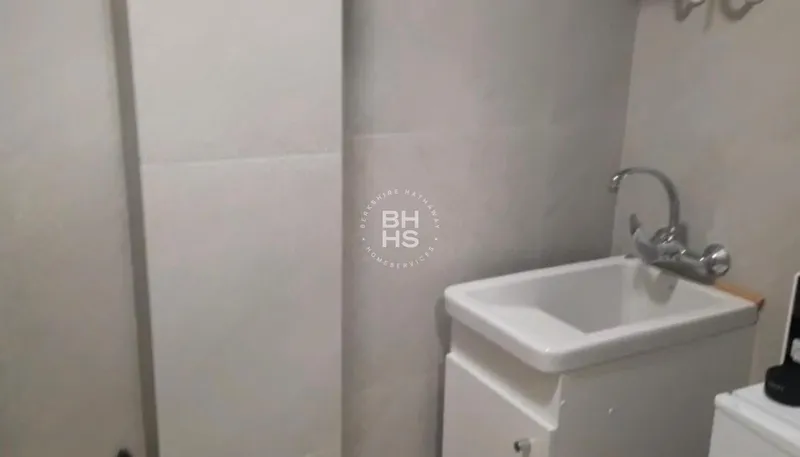 Commercial Premises to rent in Paseo Mallorca — photo 8