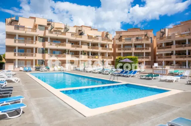 Apartment on Carrer de la Volta, 1 — photo 1