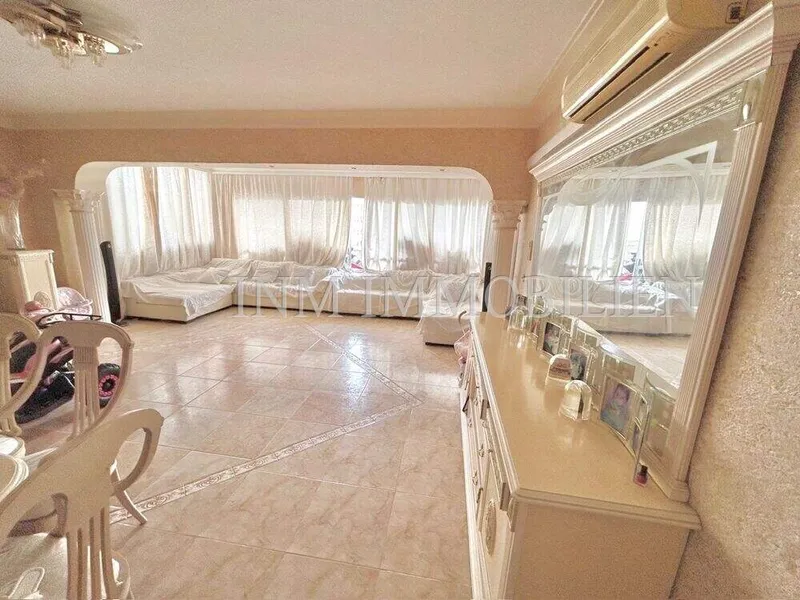 150m² Wohnung mit 4 Zimmern, Terrasse und Aufzug zu kaufen — photo 2