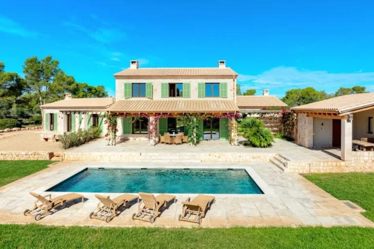 Authentic new-build finca within walking distance to the sea in Porto Petro — photo 3
