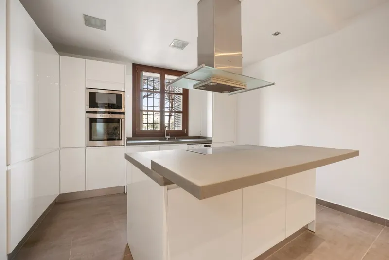Charming property apartment for sale in La Calatrava with interior courtyard and good road access — photo 7