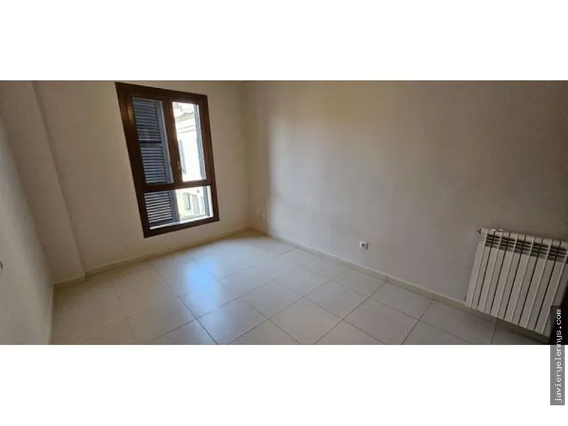 Apartment for rent on Calle d'Oviedo — photo 8