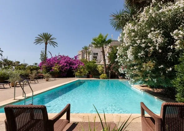 Flat / apartment in Calle de l'Aigua Dolça, El Terreno, Palma de Mallorca — photo 1