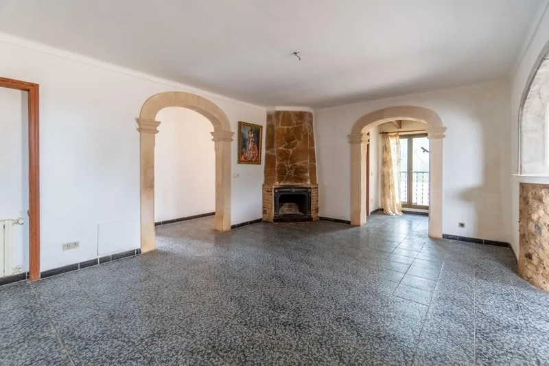 Traditional Mallorcan farmhouse in need of renovation — photo 10