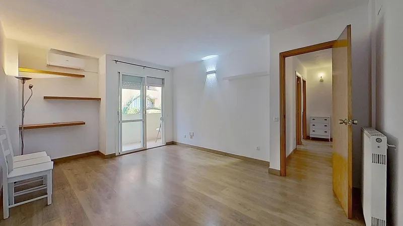 Apartment — photo 1