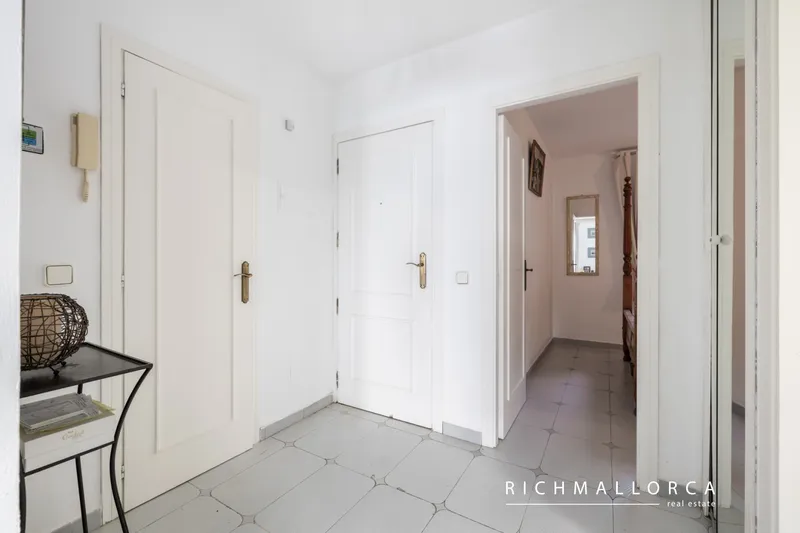 Seaview Apartment ALTOS in the sought-after area of Illetas — photo 12