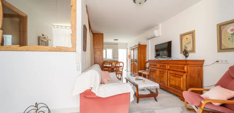 Flat for rent in Ses Salines, furnished and with large terrace — photo 4