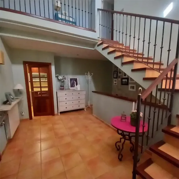 Located in the quiet and picturesque setting of Puigpunyent, this spacious chalet offers everything needed to enjoy life in the Serra de Tramuntana — photo 10