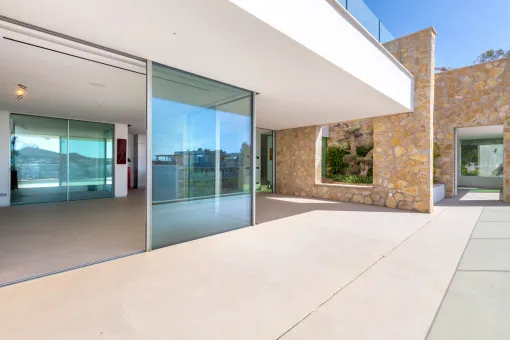 Santa Ponsa, modern villa with two pools and sea views, a short distance from Santa Ponsa beach — photo 10