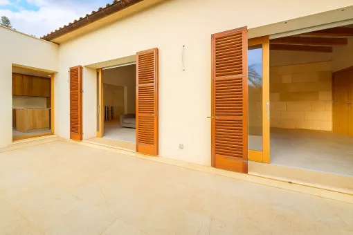 Pollensa, modernized finca with mountain views, pool and rental license, near the old town of Pollensa — photo 11