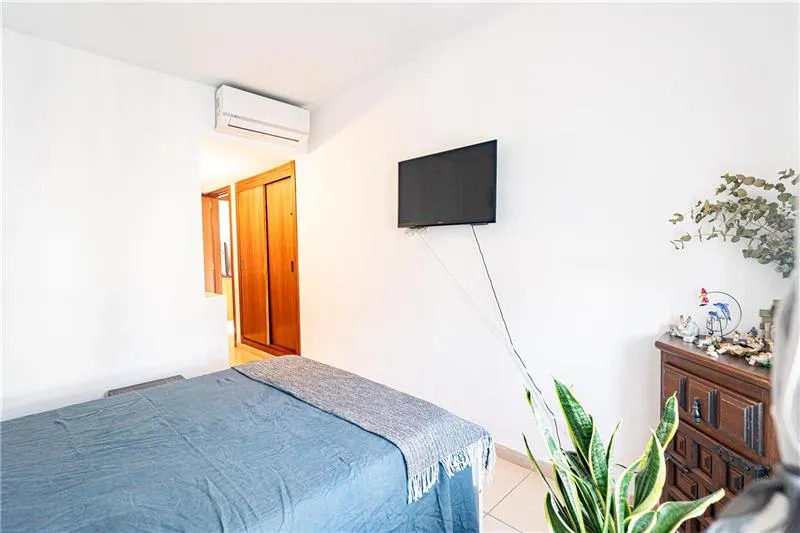 Approx. 141-square-meter apartment with a sun terrace — photo 6