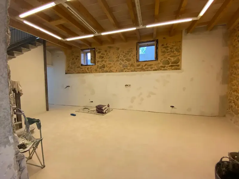 This historic village house is being thoroughly renovated and equipped with modern construction services. The original character of l — photo 8