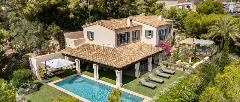Mediterranean villa in Camp de Mar with pool and sea views — photo 1