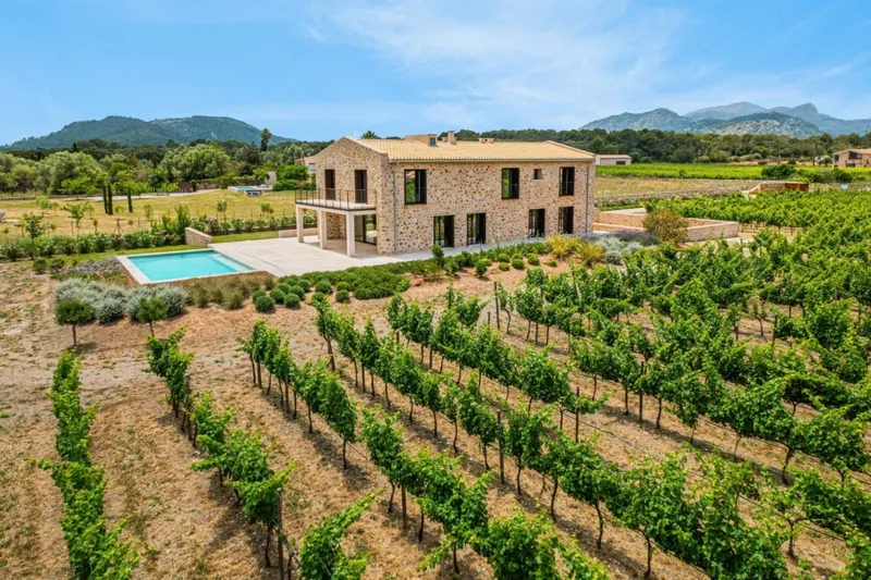Newly completed luxury vineyard estate between Pollensa and Alcúdia — photo 1