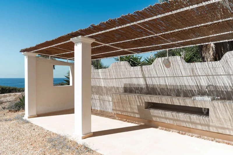 Dreamlike villa on the first sea line with panoramic views — photo 6