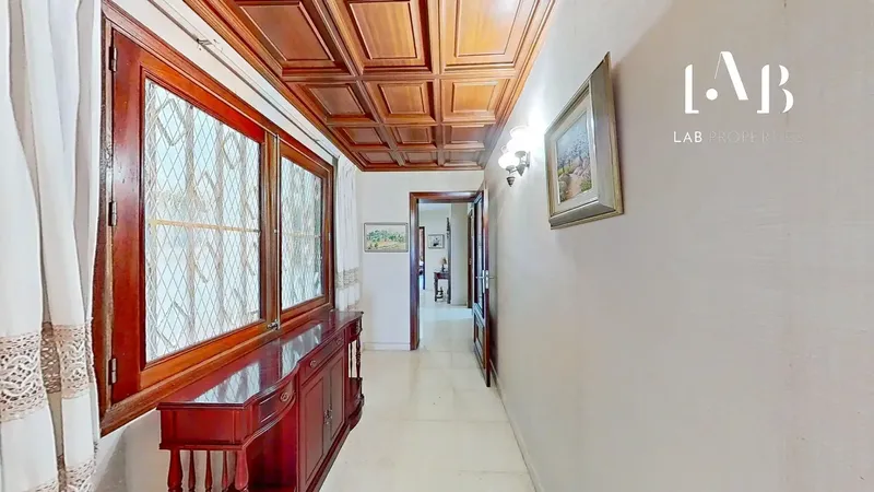We are pleased to present this spacious apartment in the heart of one of the most sought-after areas of Palma. It is characterized by its excellent — photo 7