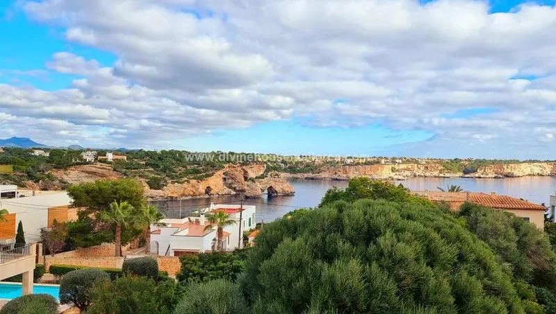 Chalet on second line in Cala Llombards with views of Es Pontás — photo 2