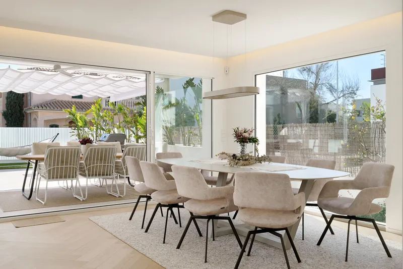 Modern detached house in Ciudad Jardin — photo 4