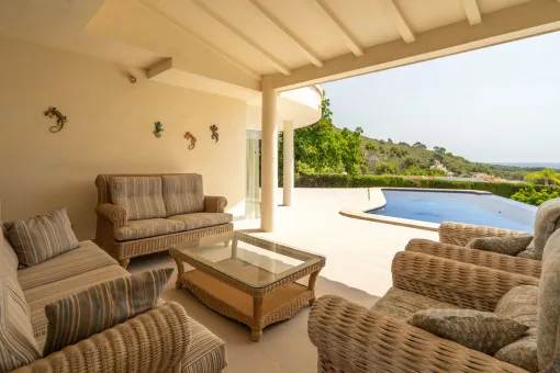 Puerto Alcudia, luxury property with impressive panoramic sea views on the Alcanada golf course, overlooking the bay of Alcudia — photo 3