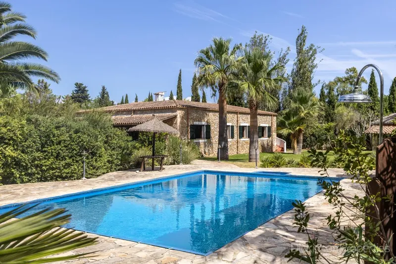 Villa for sale in Pollença, Mallorca, Baleares, Spain — photo 1