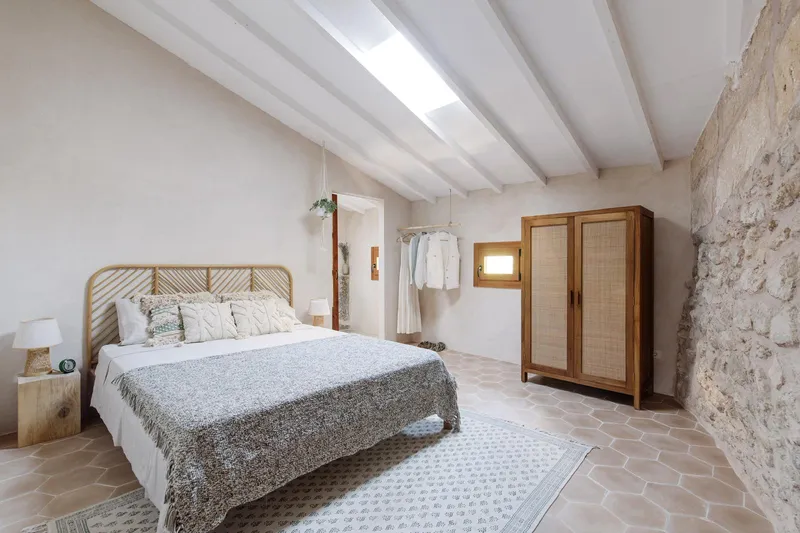 Reformed townhouse with pool in Alaró — photo 10