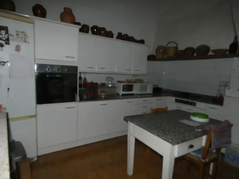 Large townhouse of 793 m² for sale in the heart of Inca, very close to the town hall and on the pedestrian streets of the city center. Buildi — photo 7