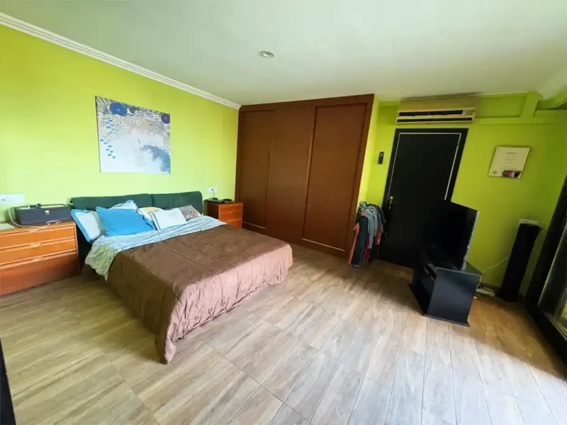 Descubre este espectacular ático de 250 m² ubicado en Palma, concretamente junto al Paseo Mallorca y Santa Catalina o la Riera que combina l — photo 6