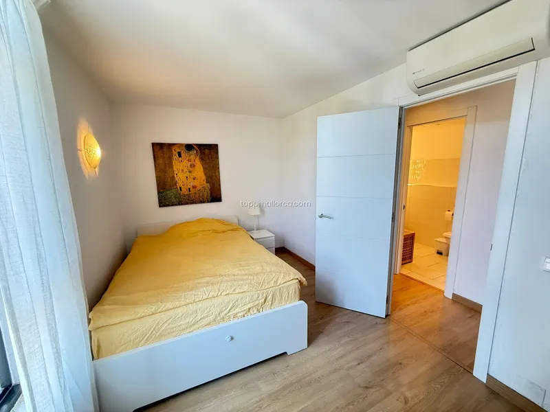 Apartment in Cala Mayor — photo 9