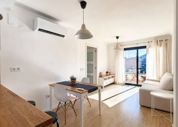 Flat / apartment in Calle d'Antoni Maria Alcover, 26, Camp d'En Serralta, Palma de Mallorca — photo 1