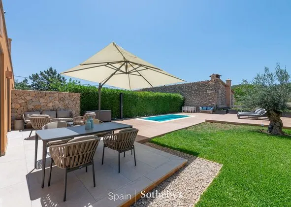 Semi-detached house in Calle de les Monges, Es Capdellà, Calvià — photo 2