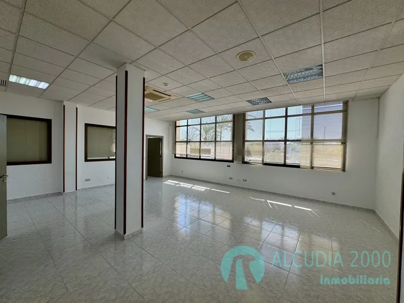 Business premise — photo 2