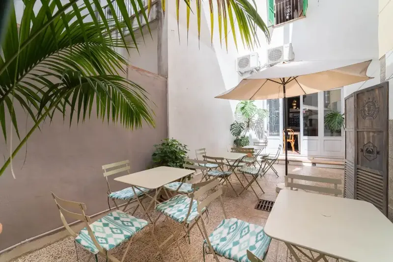 Modernist house with restaurant for sale in the heart of Sóller — photo 11