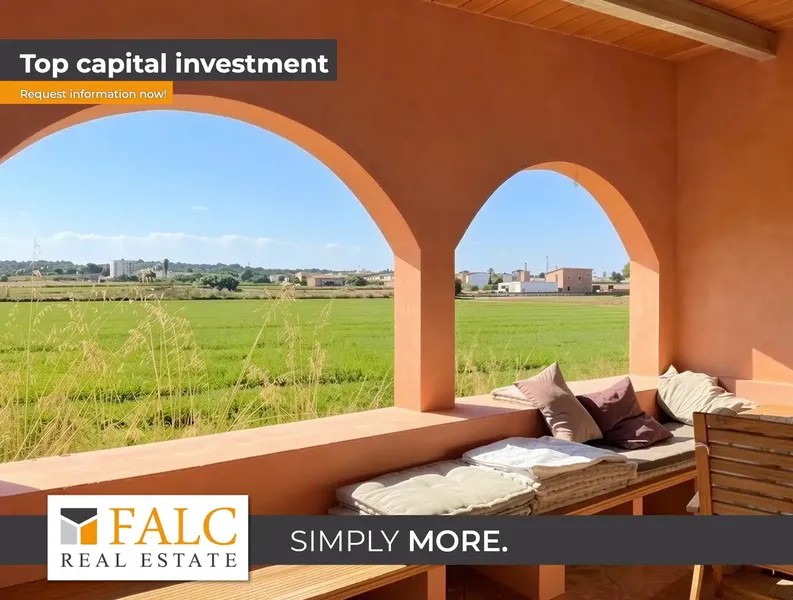 This extraordinary estate located in S'Aranjassa combines the charm of a traditional Mallorcan finca with multiple possibilities of use. — photo 1