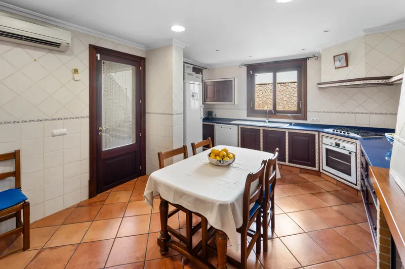 Charming townhouse with swimming pool in Porreres — photo 3
