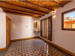 Completely renovated townhouse with many possibilities in Llucmajor! Semi-detached 6 bedrooms, Triplex — photo 9